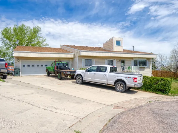 2707 Needle Ct, Gillette, WY 82718