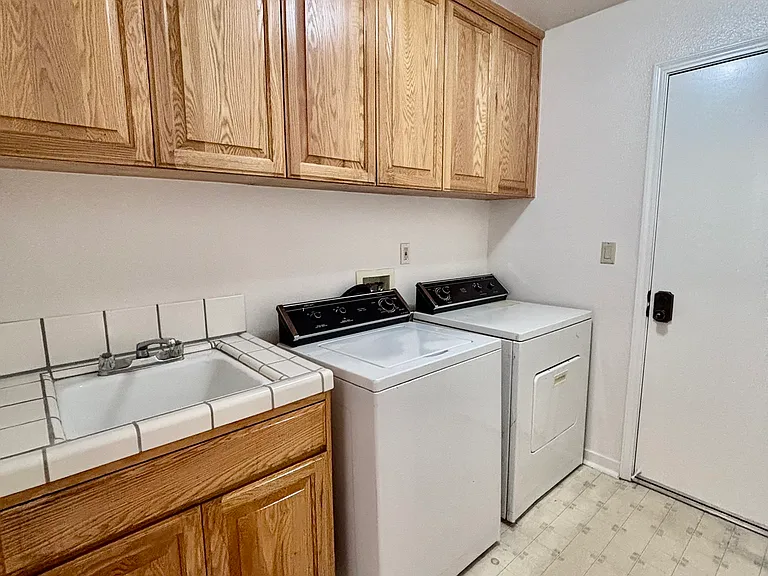43991 Beretta Dr — Photo 39