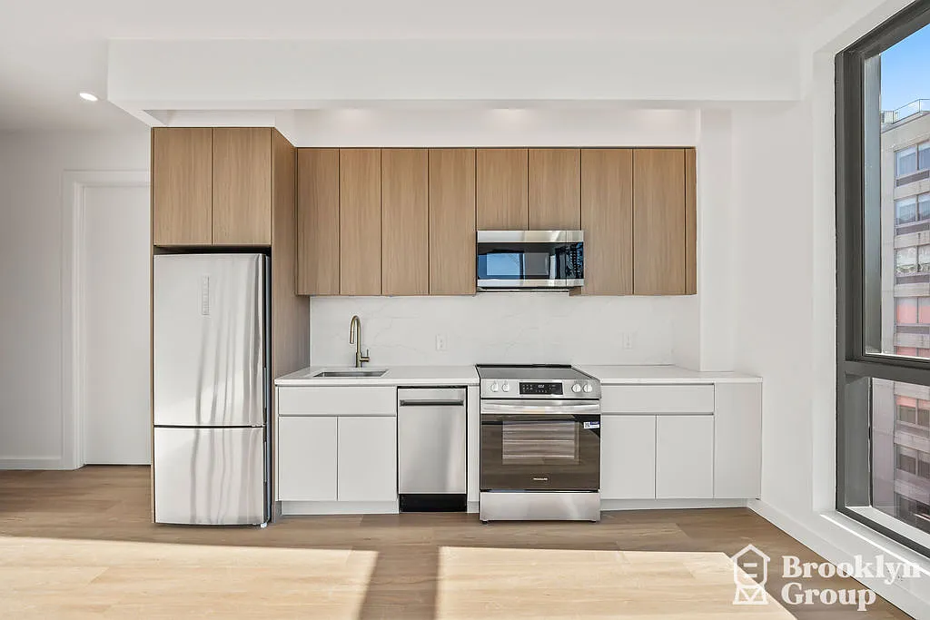 556 Baltic Street — Photo 3