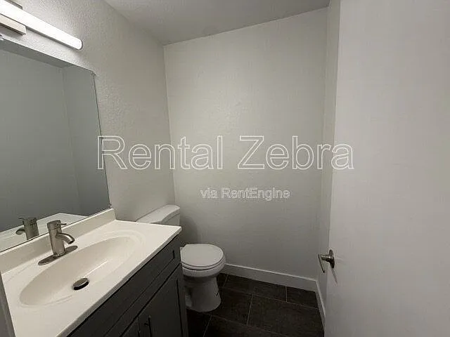 Vista Linda Apartments — Photo 51