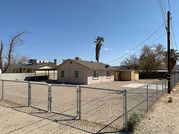 3rd image of 27567 Waterman St