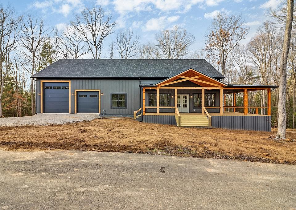 1st image of 548 Acorn Ln