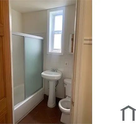 3 bed, 1000 sqft, $1,450 — Photo 2