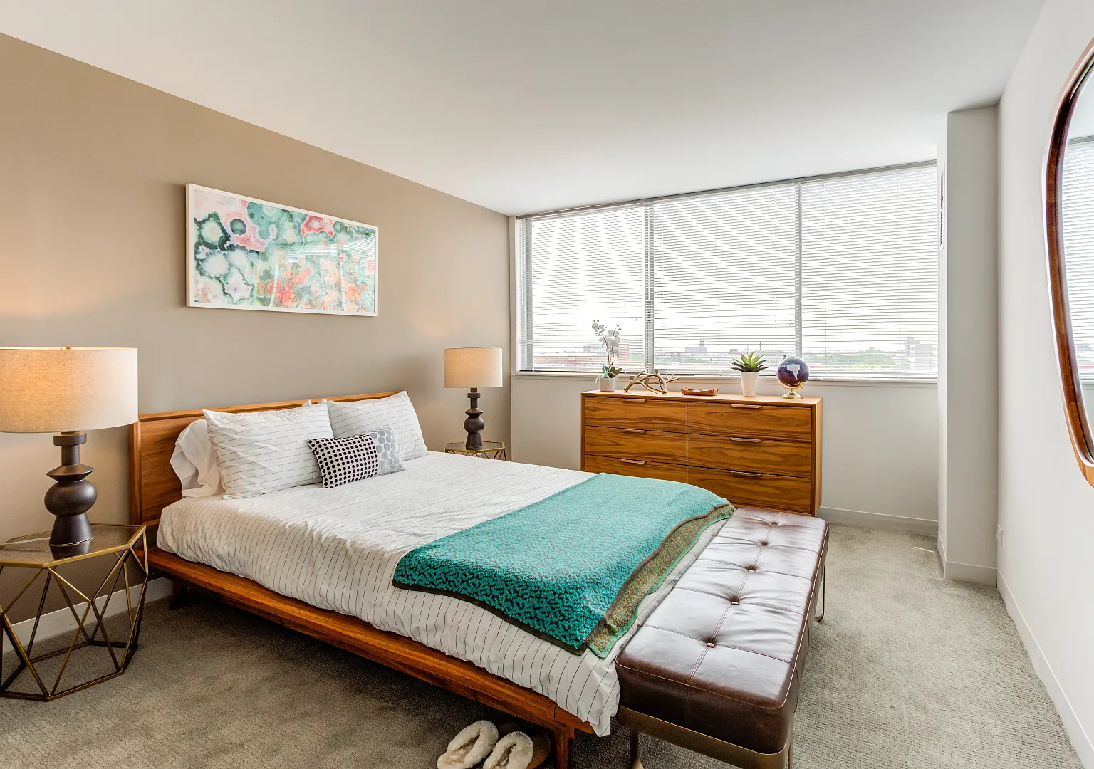 1 bed, 723 sqft, $2,339 — Photo 4