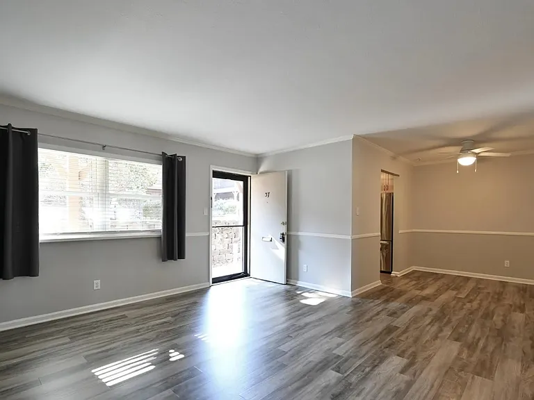 221 N Clifton Ave #37 — Photo 3