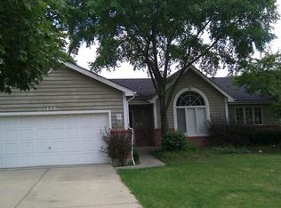 1223 N Arlington Heights Rd, Arlington Heights, IL 60004