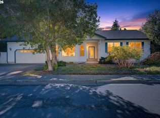 2284 21st St, Florence, OR 97439