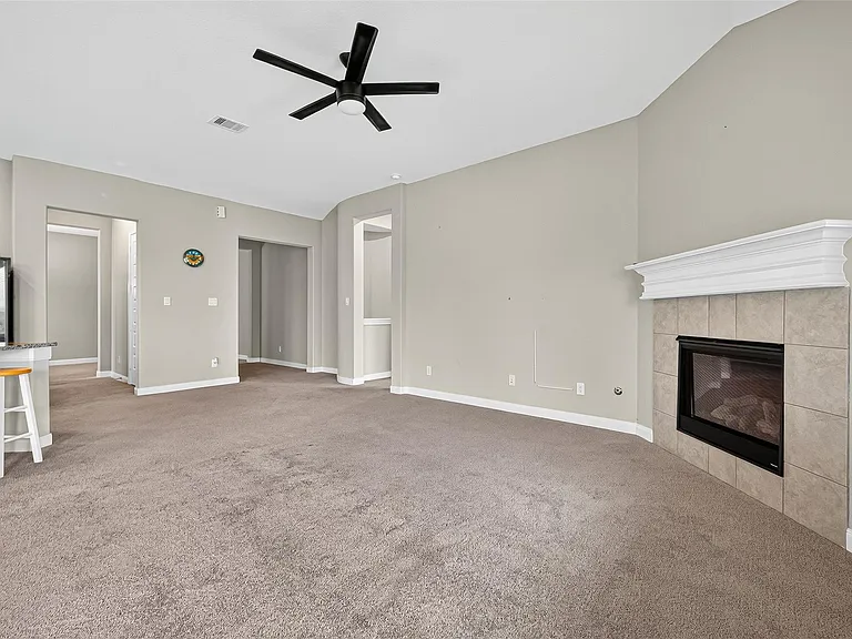 1924 Auburn Willow Ln — Photo 5