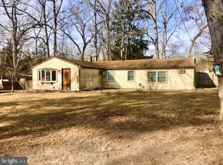 1103 N Lakeshore Dr, Browns Mills, NJ 08015