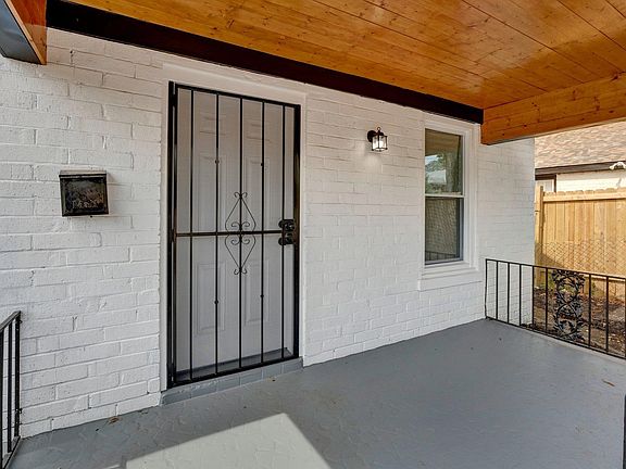 3rd image of 1433 Rayner St