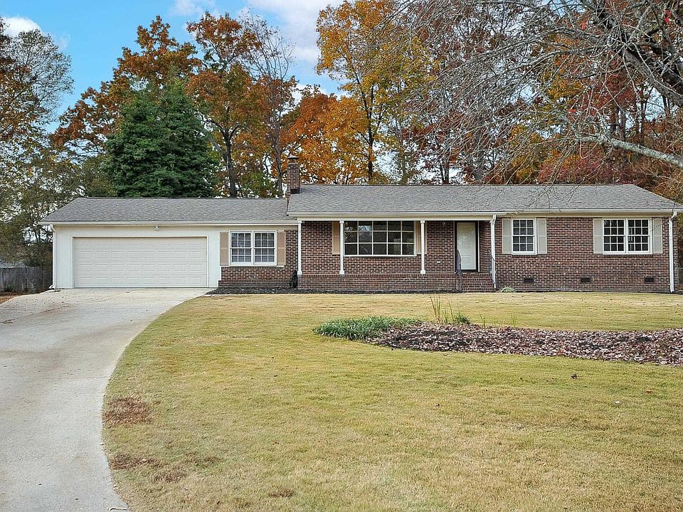 1st image of 8 Heathwood Cir