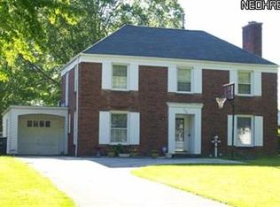 1228 Genesee Ave NE, Warren, OH