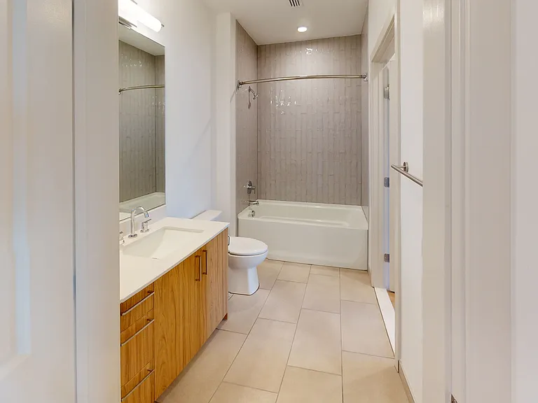 101 N Meridian — Photo 130