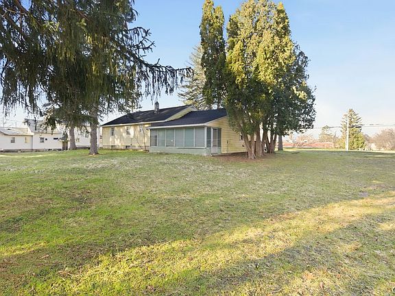 3rd image of 7310 Oswego Rd