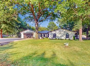 12833 S 114th Ave E, Broken Arrow, OK 74011