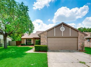 705 Redbud Dr, Forney, TX 75126