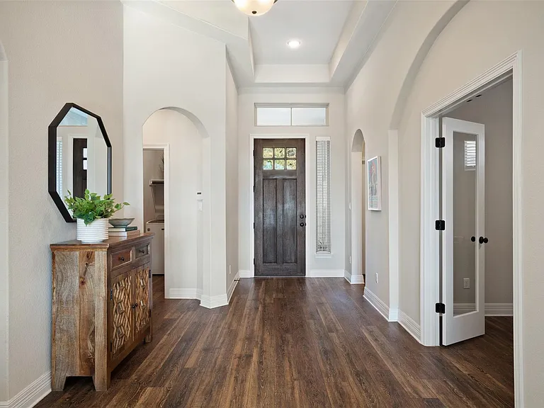 17805 Limestone Spring Ln — Photo 4