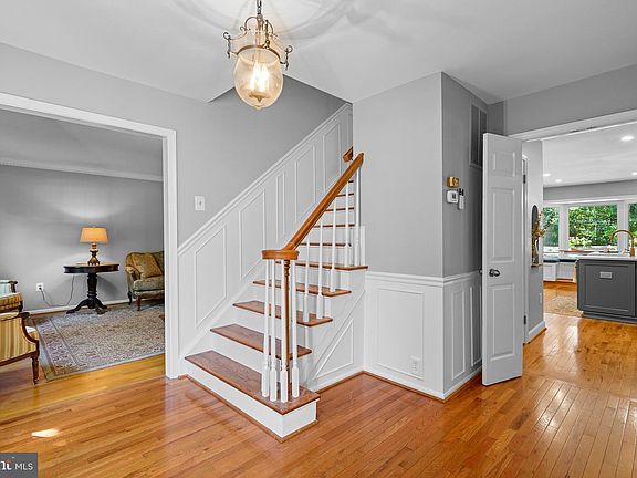 4th image of 3388 Reedy Dr