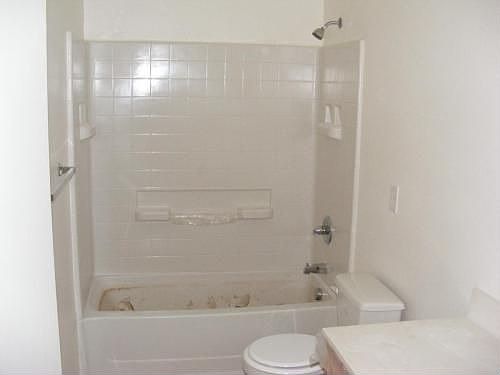 2nd image of 3120 S Eastern Ave Unit 4