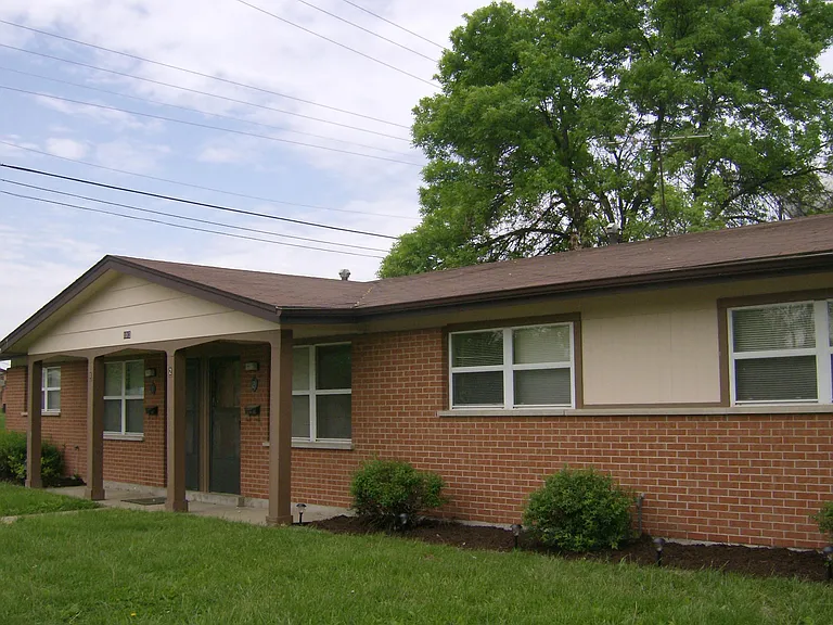 1013 Saint Paul Ln #3 — Photo 2