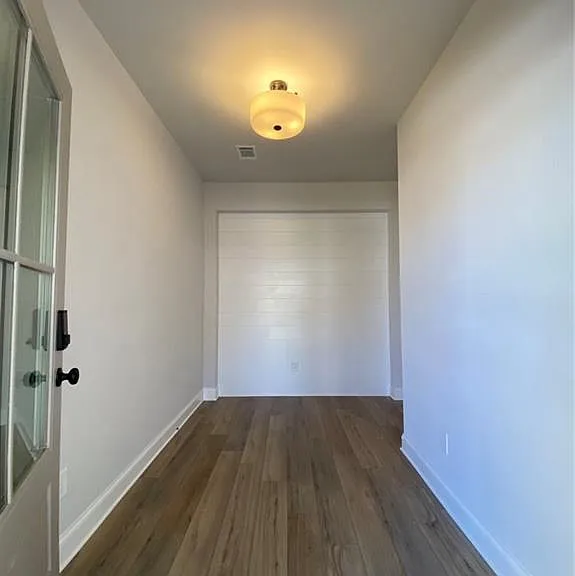5037 Silver Fox Trl — Photo 2