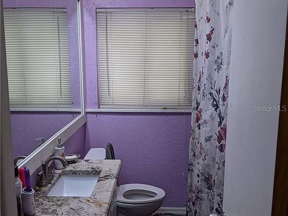 5th image of 1033 N Fern Creek Ave