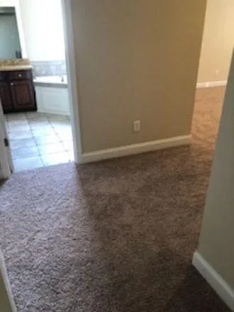 194 Autumn Leaf Dr — Photo 5