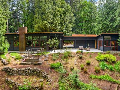 10933 NW Skyline Blvd, Portland, OR, 97231