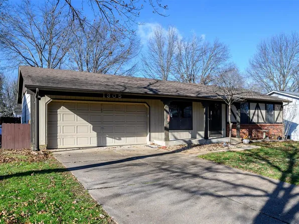 1305 Cypress Trail Ln, Fenton, MO 63026