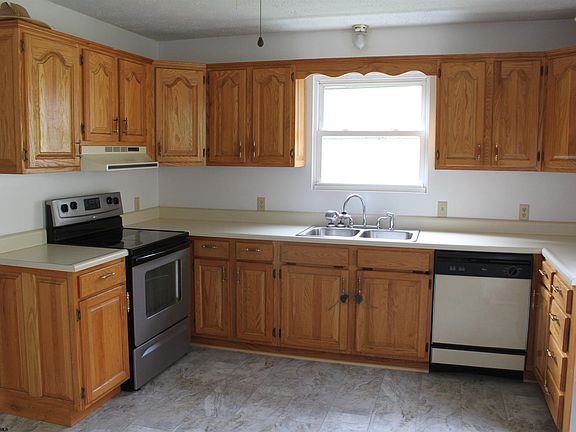 3rd image of 238 Excelsior Rd