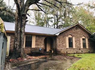 22 Bonnie Burn Rd, Goose Creek, SC 29445