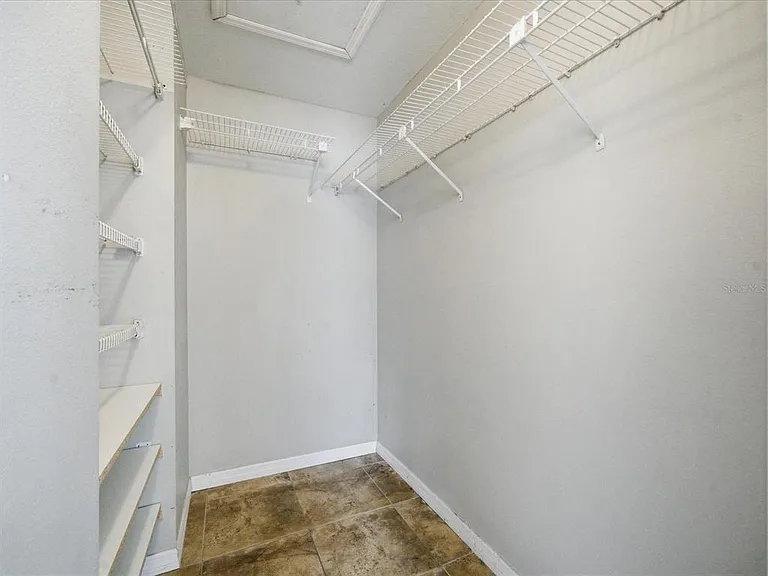 7615 Lemon Wood Ct — Photo 30