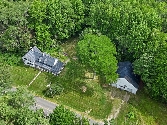 5th image of 451 E Pond Road