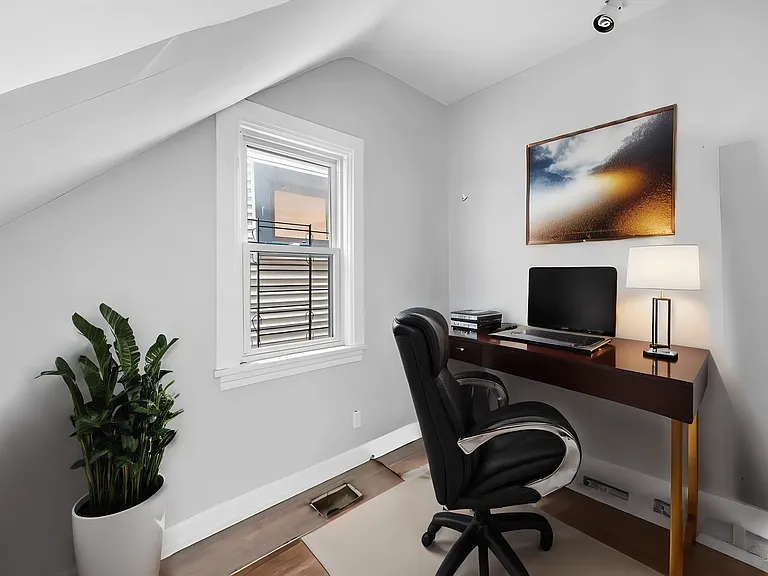 2102 W Roscoe St #1F — Photo 5