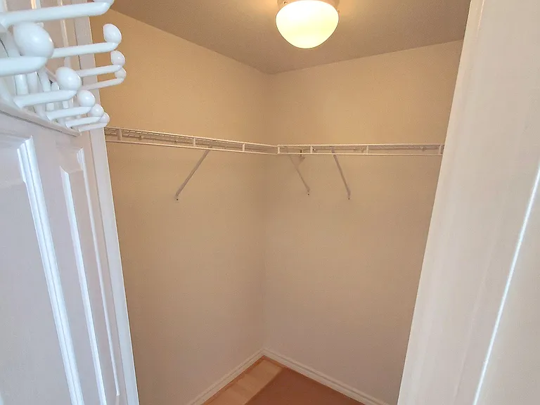55 Strathaven Dr #1202 — Photo 9