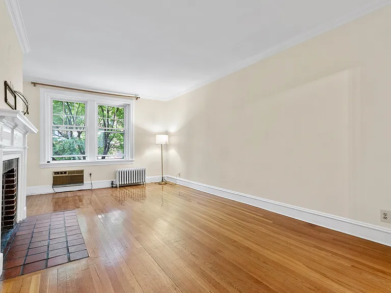 315 Tappan St #1 — Photo 5
