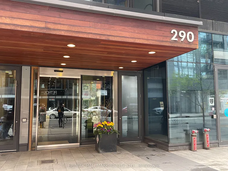 290 Adelaide St W #3509 — Photo 3