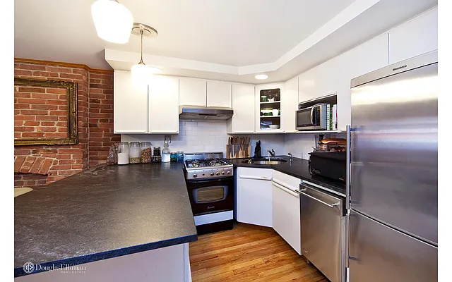 Rented by Douglas Elliman | media 1