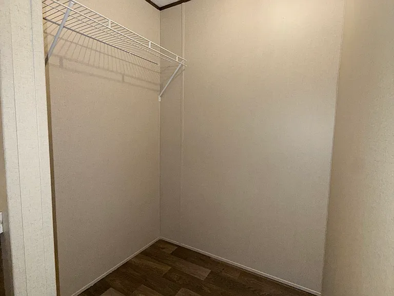 321 City Lake Dr — Photo 10