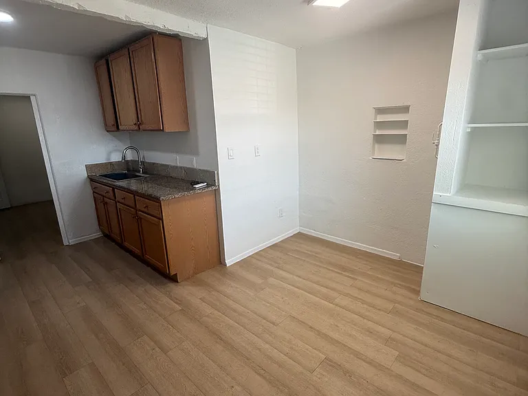 2609 S 7th Ave #2609 — Photo 4