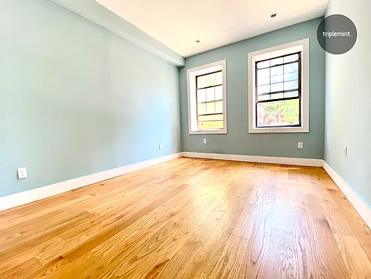 Rented by Triplemint | media 30