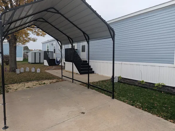508 Jordan Dr, Anamosa, IA 52205