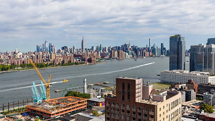 Rented by Nooklyn NYC LLC | media 137