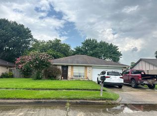 3901 Clover Ln, Deer Park, TX 77536