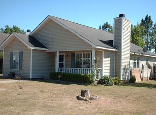 209 Chadwyck Cir, Bonaire, GA