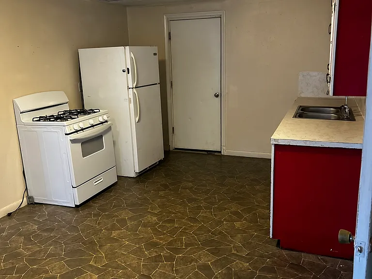 204 N Fawn St — Photo 8