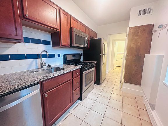 4th image of 2919 Alvarado Sq APT F