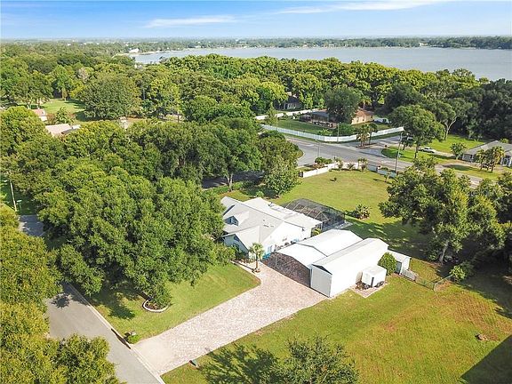 2nd image of 7801 Lake Andrea Cir