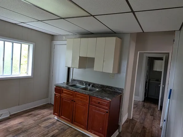 428 S 4th St, Steubenville, OH 43952