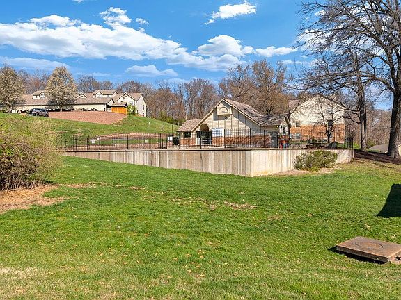 4th image of 2244 Canyonlands Dr APT F